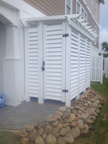 Louvered shower with accent top